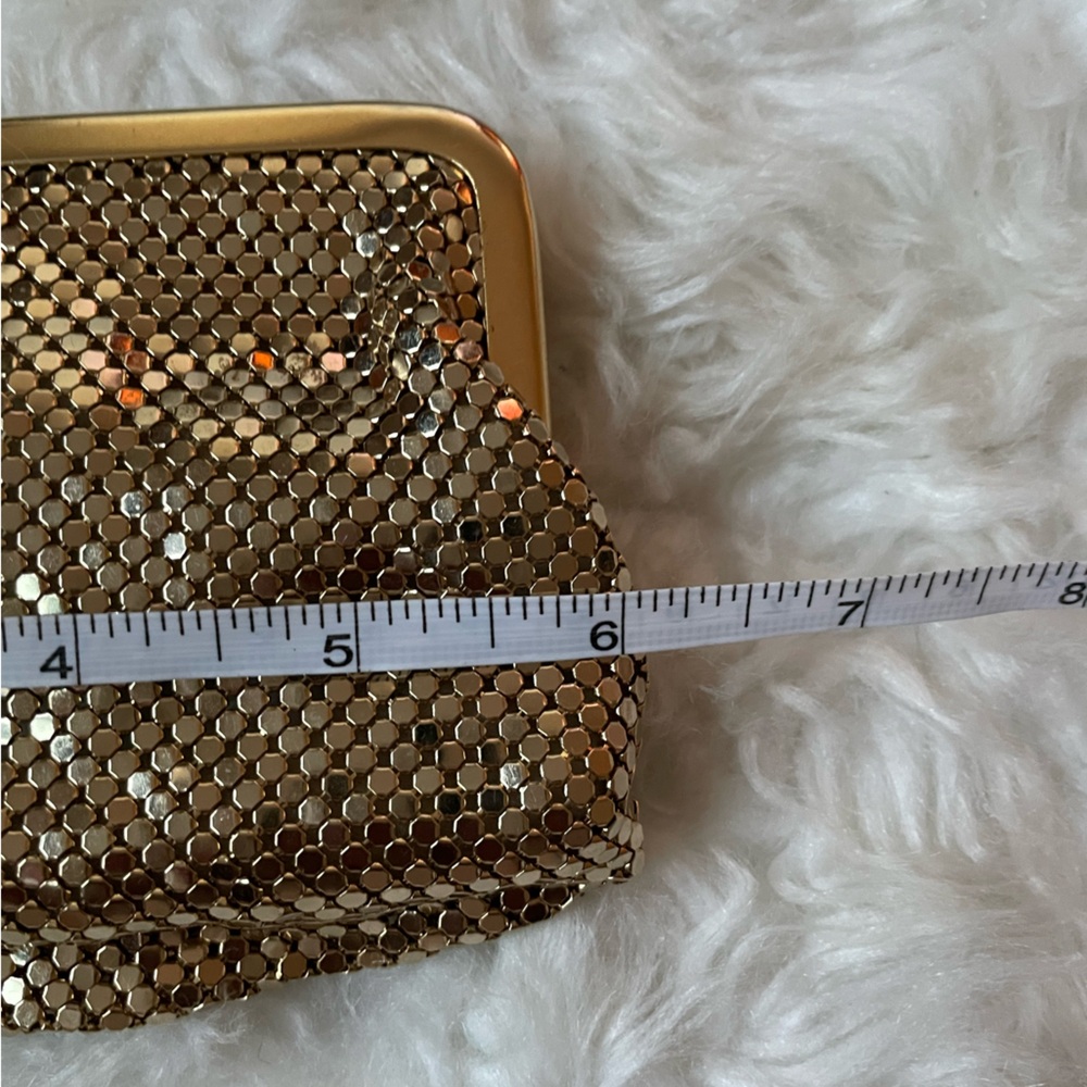 VINTAGE WHITING AND DAVIS SEQUIN CLUTCH - Picture 3 of 4